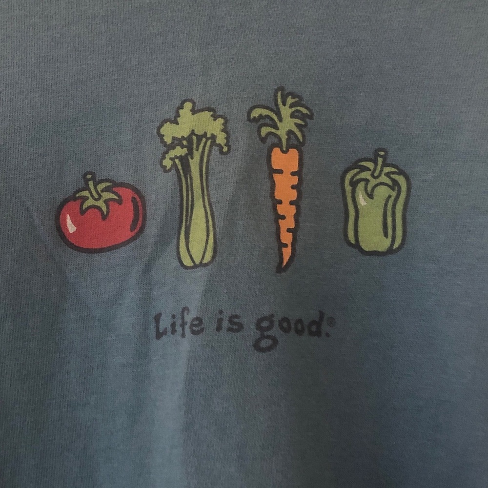 EUC Life Is Good Women’s T-Shirt Size XL